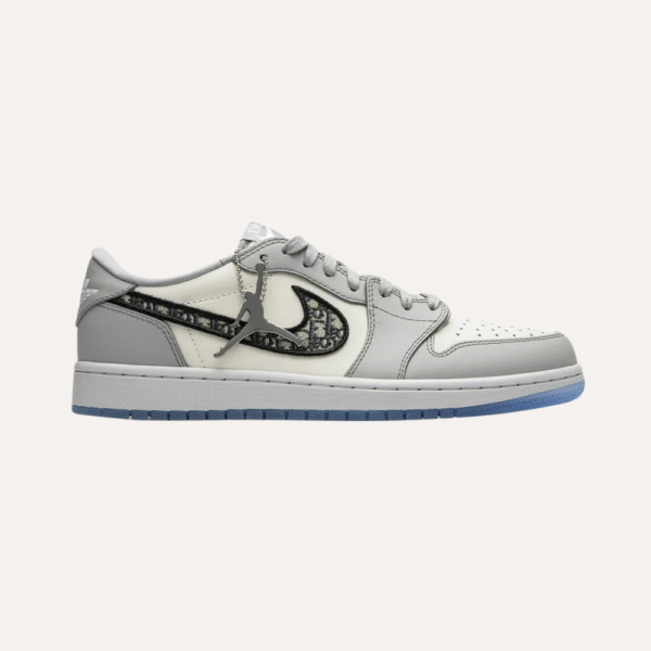 Air Jordan 1 Retro Low Dior
