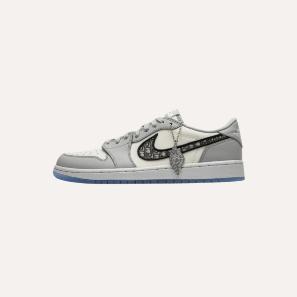 Air Jordan 1 Retro Low Dior