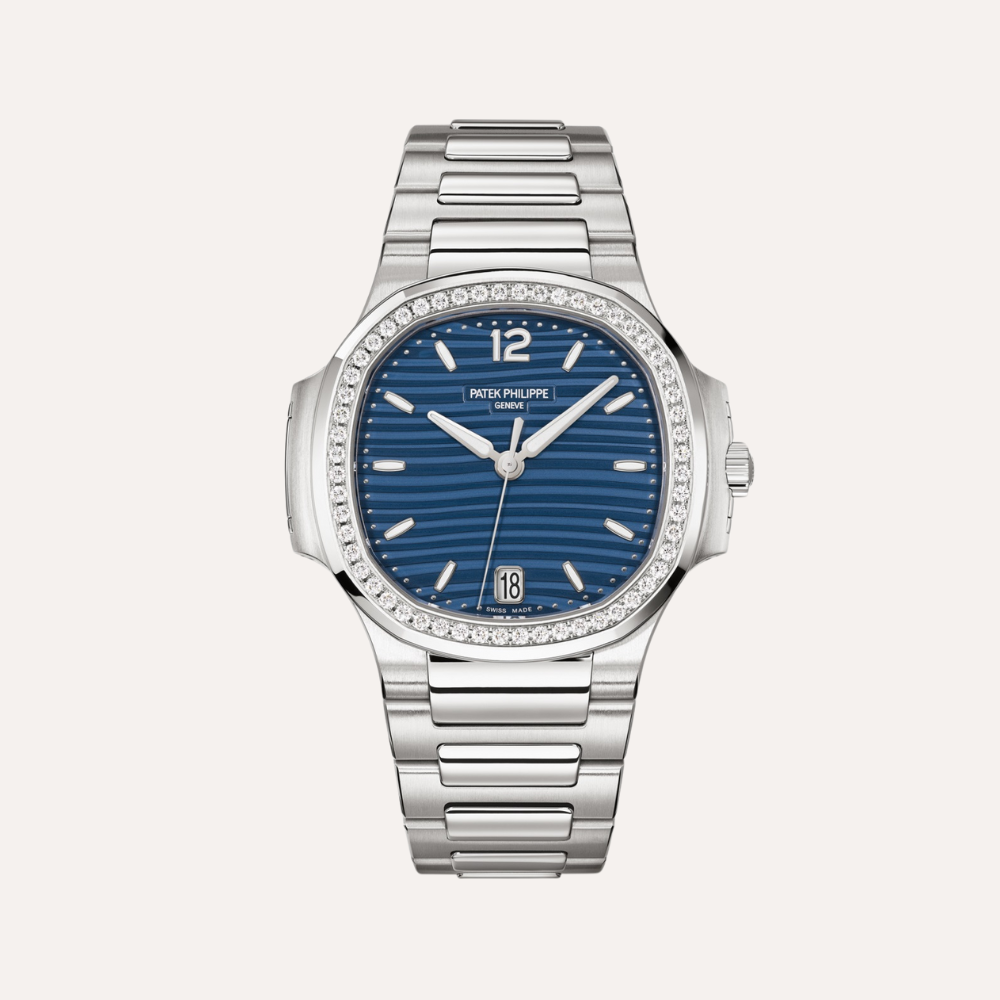 Patek Philippe Nautilus Ladies Automatic 7118/1200A-011, 35.2mm, Stainless Steel, Diamond Bezel.