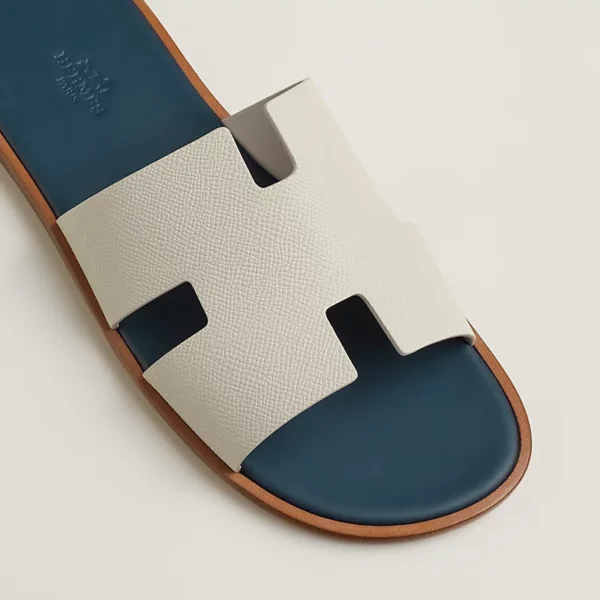 Hermes Izmir Blanc De Paris / Bleu Celeste